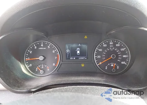 2018 Kia Optima S из США, поврежденный, VIN 5XXGT4L35JG208250